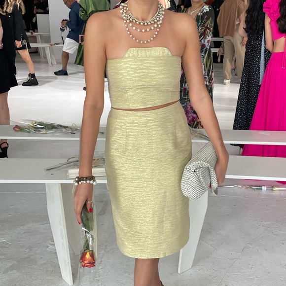 Custom upcycled gold set - Picture 2 of 4